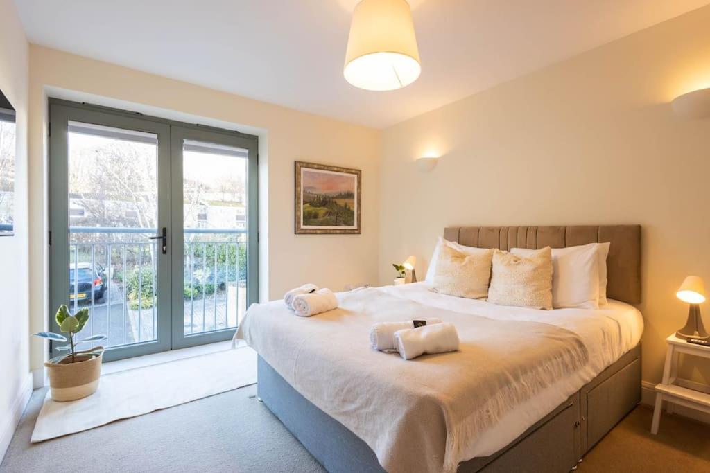 The Wellness Lodge- Gym, Table Tennis, Cinema, Parking And More! Bath Eksteriør bilde