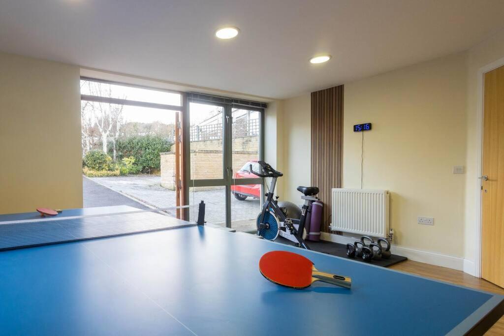 The Wellness Lodge- Gym, Table Tennis, Cinema, Parking And More! Bath Eksteriør bilde
