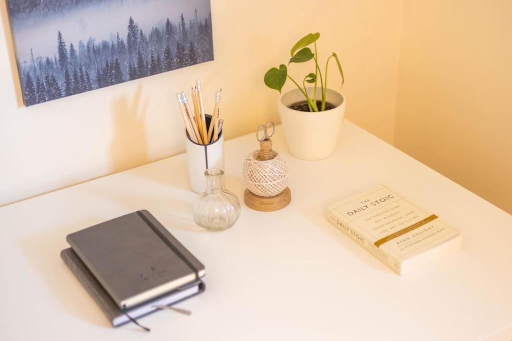 The Wellness Lodge- Gym, Table Tennis, Cinema, Parking And More! Bath Eksteriør bilde